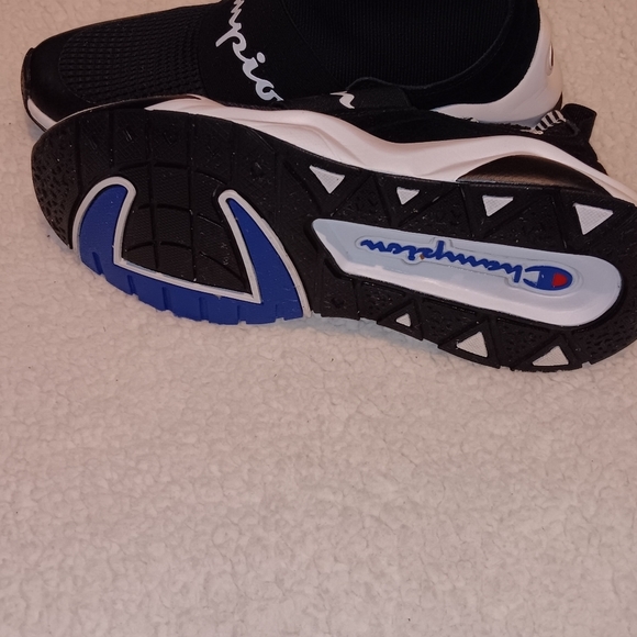 Champion "Rally Pro" slip on sneakers with elastic Champion logo. - Picture 6 of 8